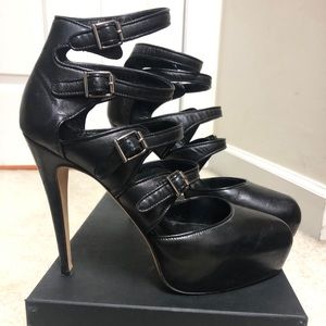Brian Atwood Heels size 8 8.5 39 platform buckles
